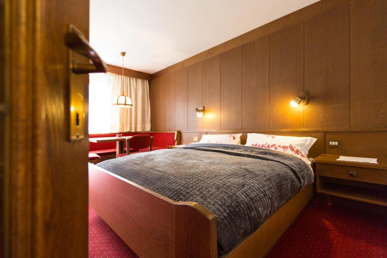 Apartments Meisules Ортизеи Экстерьер фото